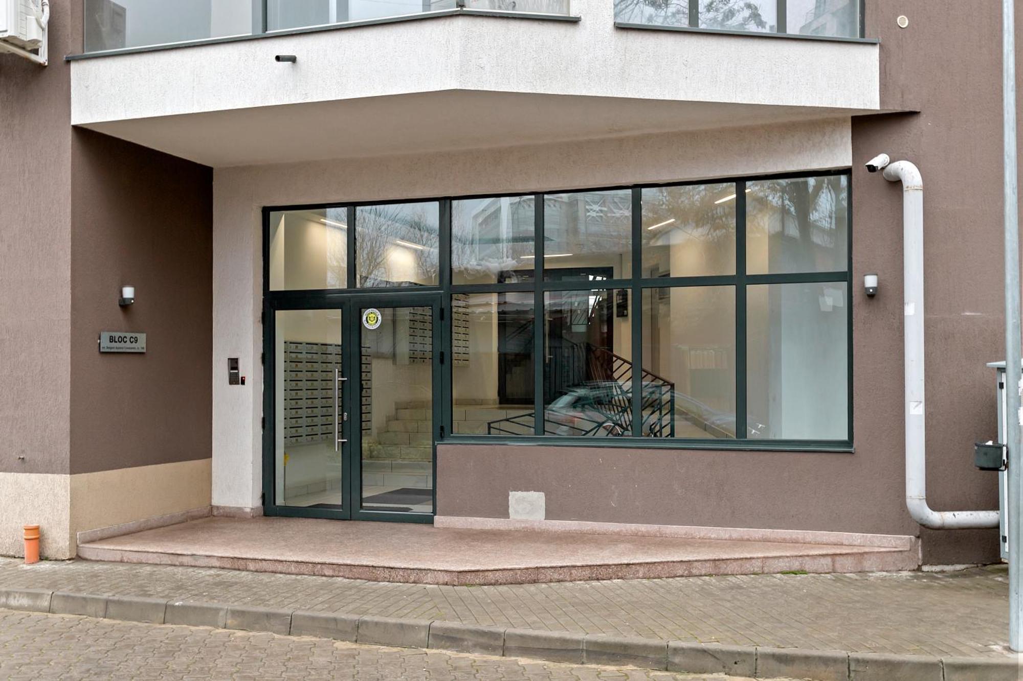 Mido Park Apartment With Private Parking & Self Check-In Bukarest Exterior foto